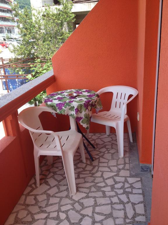 Apartments Holiday Budva Ruang foto