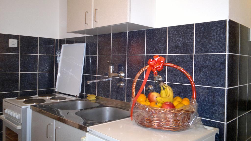 Apartments Holiday Budva Ruang foto